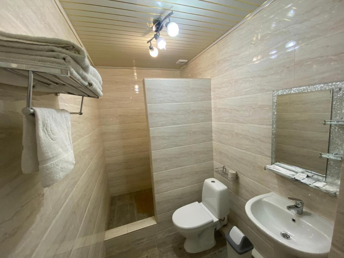 Hotel Astam Kostanay Ngoại thất bức ảnh